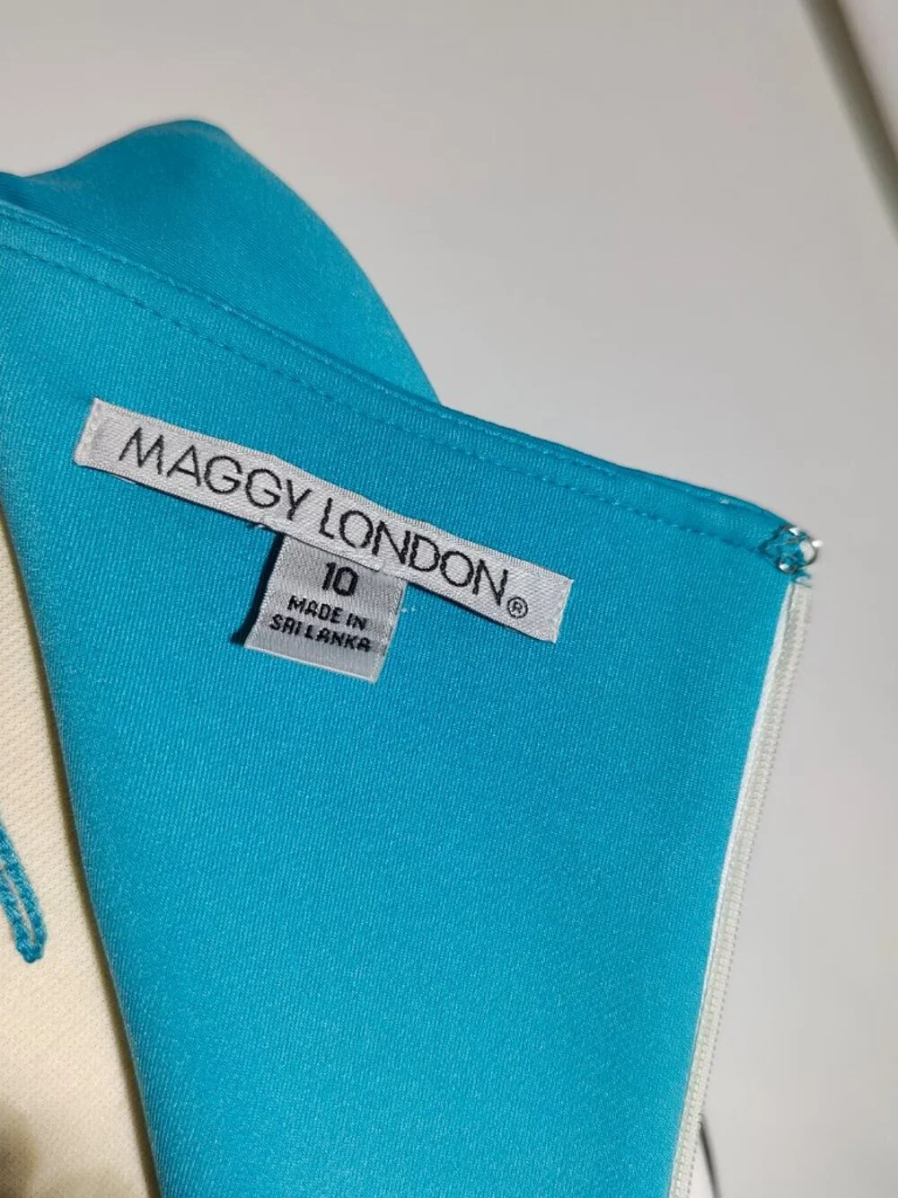 Maggy London Blue White Black Colorblock Illusion Sheath Dress Size 10 Medium